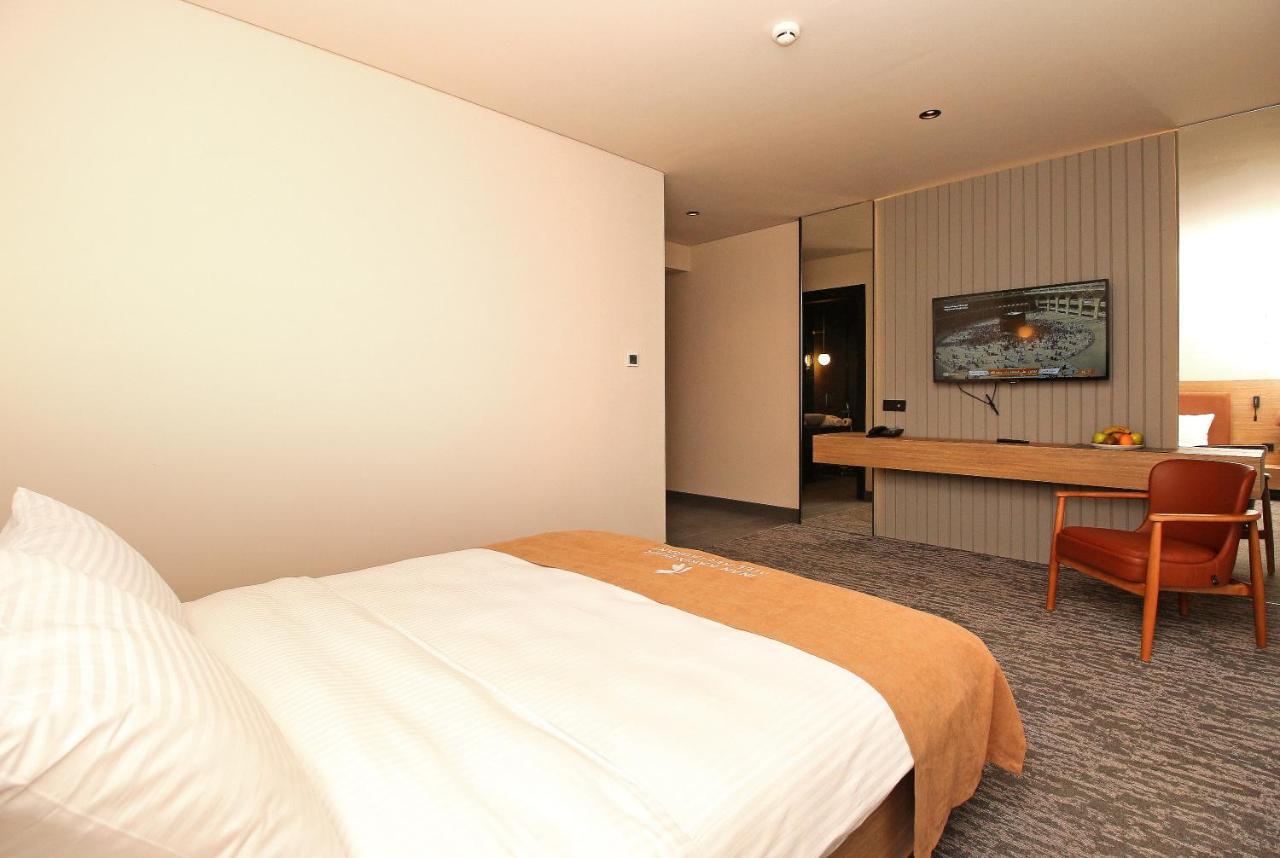 Inanlar City Hotel Yomra エクステリア 写真